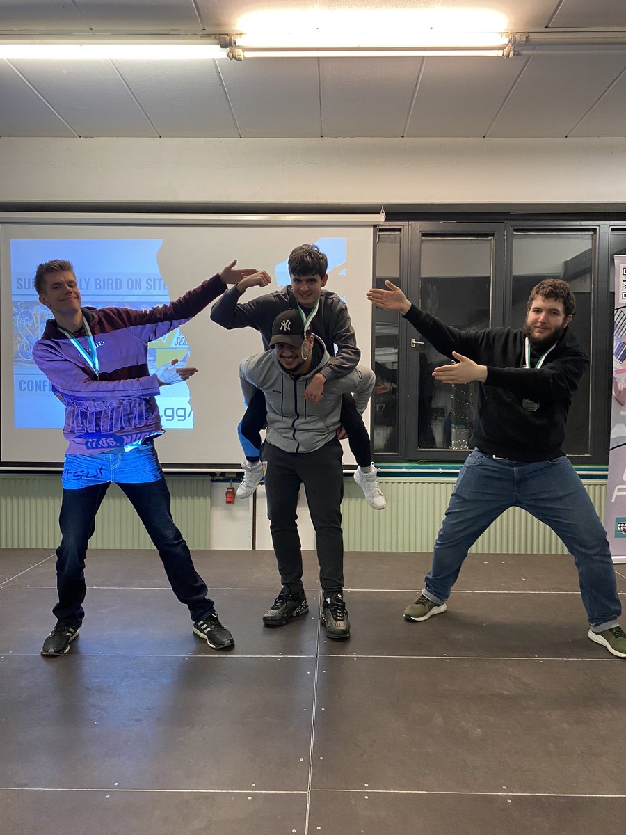 HIVEnbg's tweet photo. [#HIVEssb #esports] 

We have a Winner! 🥳
Congrats to our Top 4 of the DUS # 10.2 Circuit Final! 

1. @Ente_ssb 
2. @PacSlashSSBU 
3. @YakumoSSB 
4. @BombaJunes https://t.co/MgnHRsJ2ku