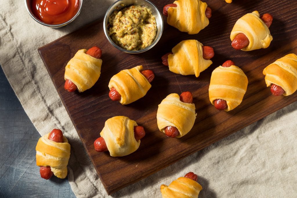 RecipeBooksCom's tweet image. Pigs in a Blanket Recipe recipebooks.com/pigs-in-a-blan…

#pigsinablanket #minihotdogs #recipeideas #appetizerideas #recipebooks