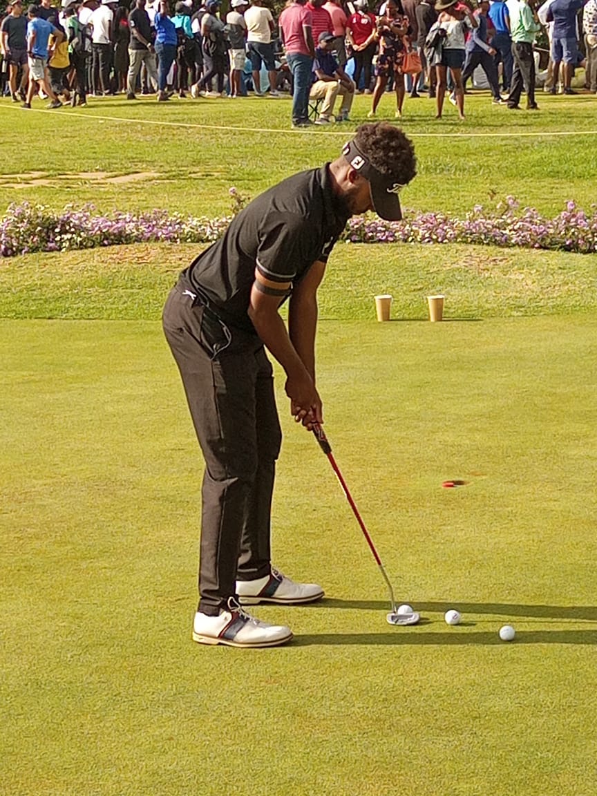CapitalFMKenya's tweet photo. Practice makes perfect ⛳

#AbsaPresentsMKO2023 #InTheRightPlace #Africanacity https://t.co/lQ6Kgrl46n