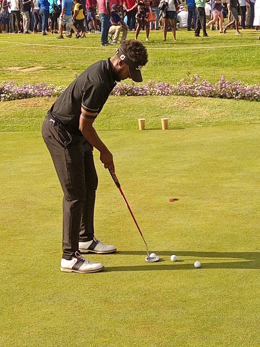 CapitalFMKenya's tweet photo. Practice makes perfect ⛳

#AbsaPresentsMKO2023 #InTheRightPlace #Africanacity https://t.co/lQ6Kgrl46n