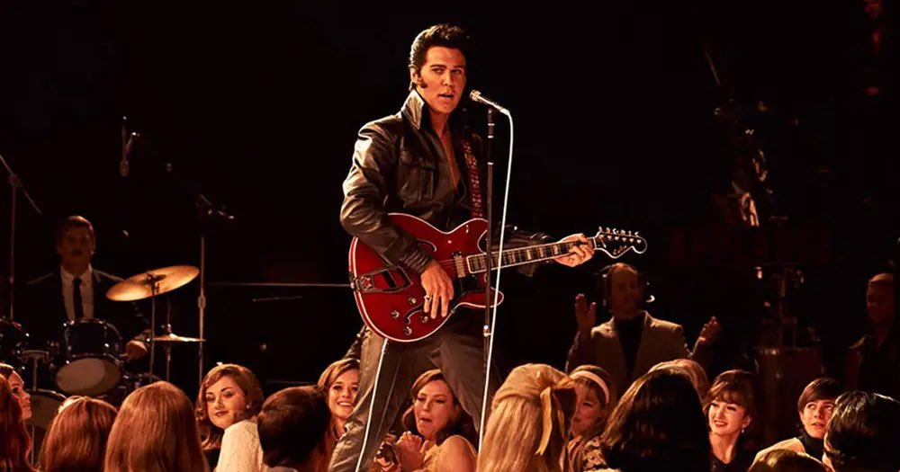 Ahead of the Oscars only one Saturday night film to watch <a href="/bazluhrmann/">Baz Luhrmann</a>  #elvisthemovie #Oscars
