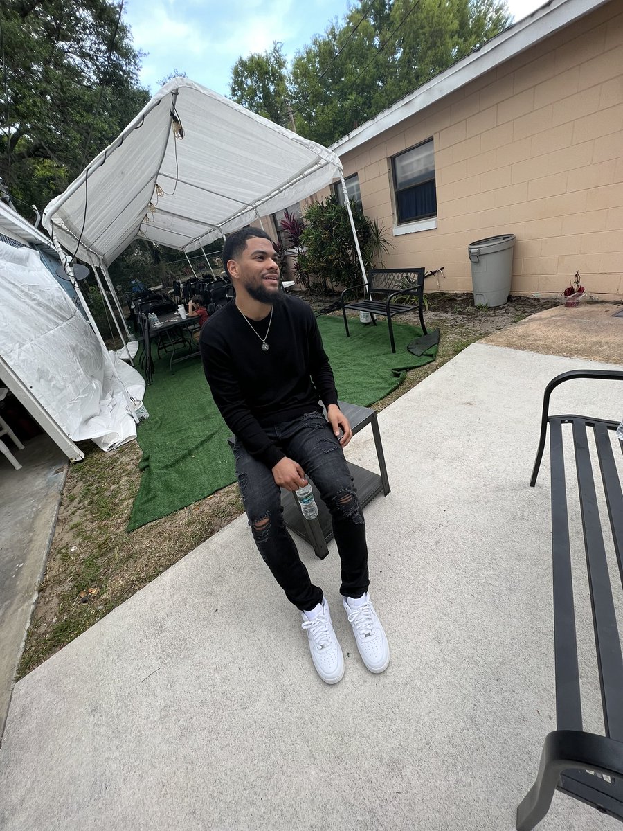 _OwensOwens's tweet photo. Back on them dirt roads good for the Mind&Soul🧠#RIPVip #19thstreet https://t.co/UiD6K8Ooyl