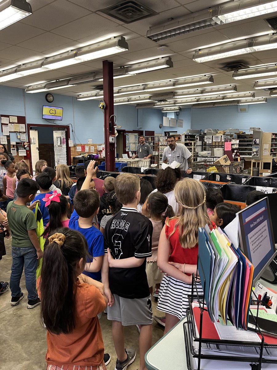 Our first graders were able to visit our Gonzales Post Office to see the postal workers in action! They were able to hear and see how mail is sorted and prepared for delivery! 

Thank you to everyone at the Post Office for making this experience so awesome!

#GonzalesNow