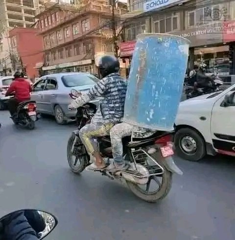 Transition et son peuple : c'est une histoire de confiance. 

Ayi taa na yé 😂