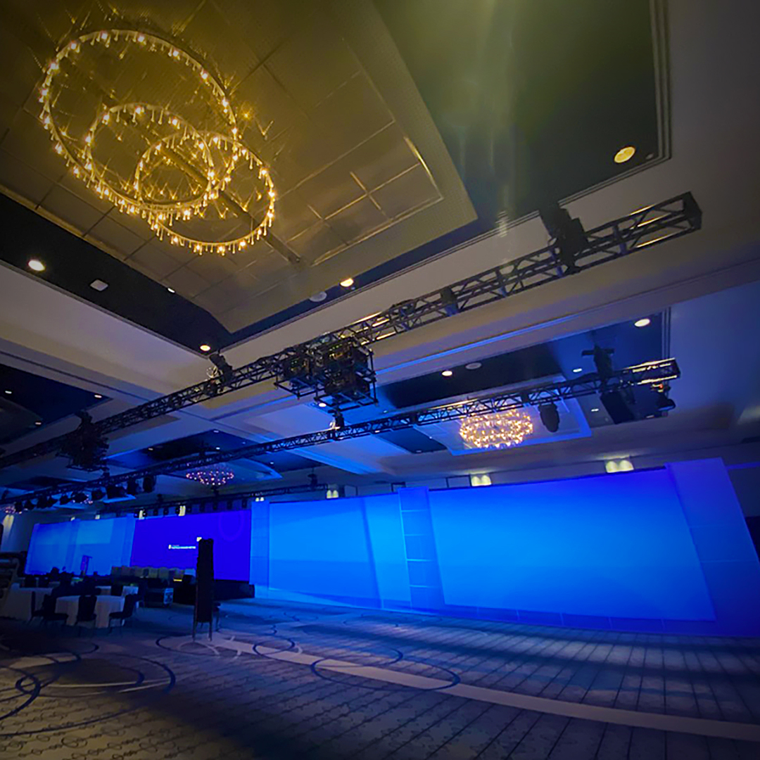 RiggitServices's tweet photo. We love working at the Hilton Vancouver.
#riggit #riggitservices #events #eventplanner #eventprofs #event #parties #eventdesign #weddingplanner #eventmanagement #conference #venues
https://t.co/t9Xqh8sleI https://t.co/AKqI7ICtAC