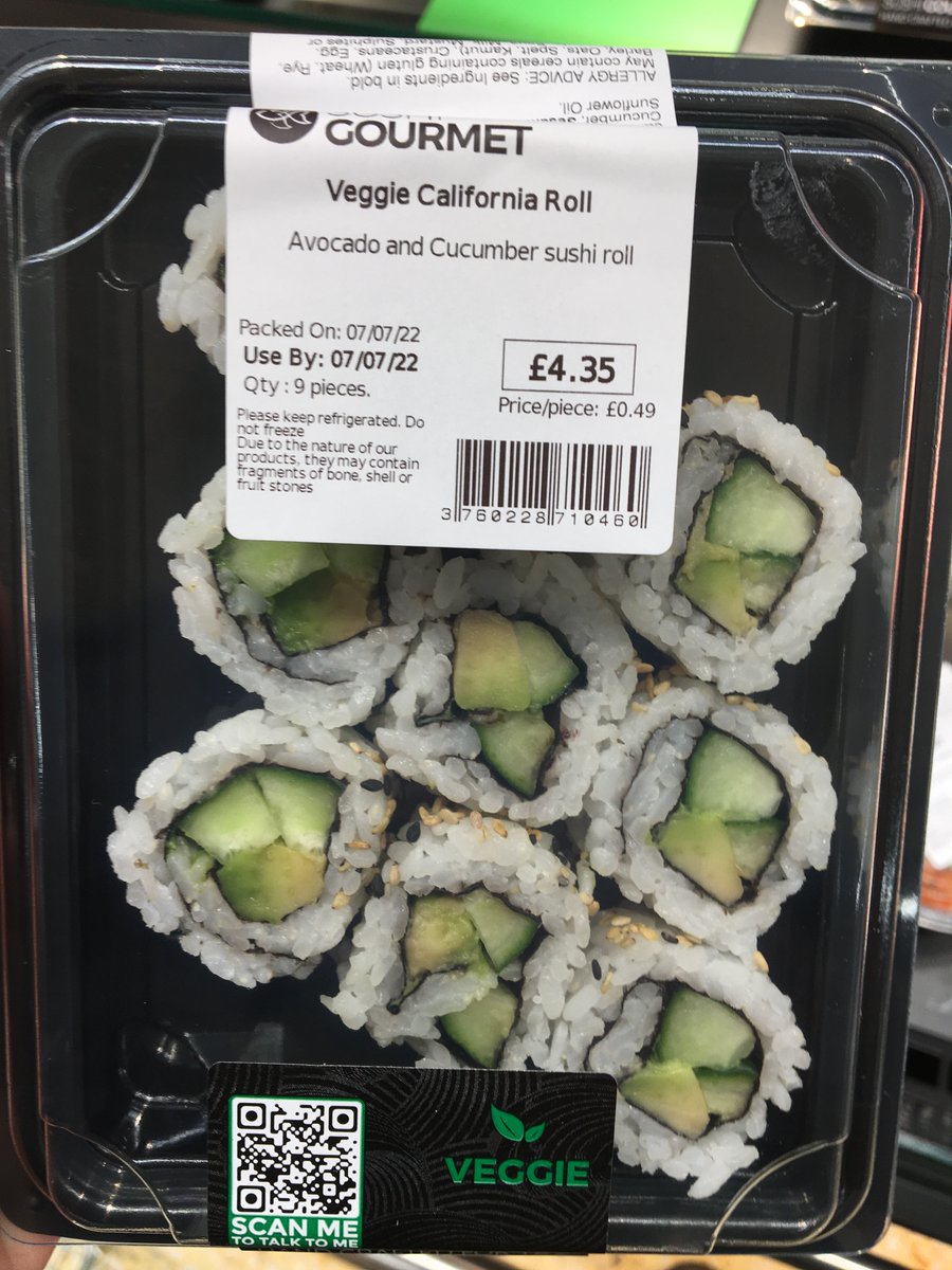 insideeat's tweet image. The sushi products sold at Sainsbury's supermarkets with the "Veggie" logo and the statement "Suitable for vegetarians" contain alcohol.
Although the alcohol is derived from vinegar, there is no additional warning on the product label regarding this.
@sainsburys