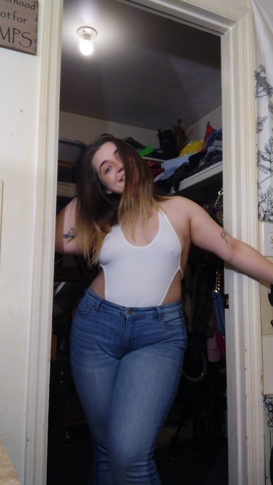 🍒 https://t.co/dq8PpKvl3W