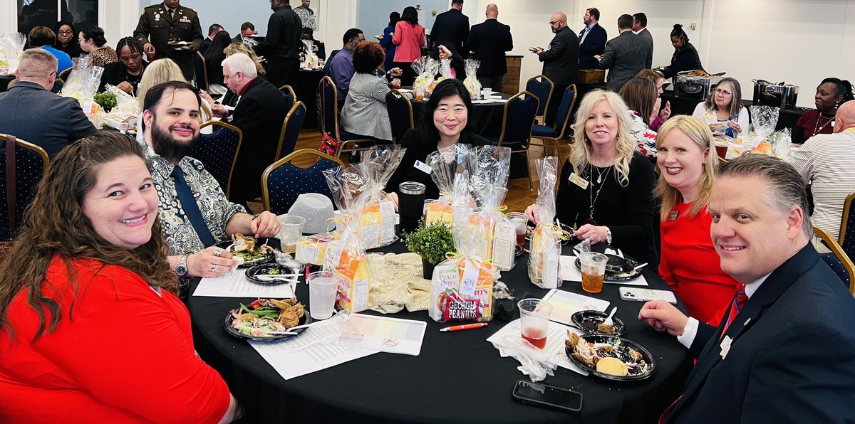 fcspathways's tweet photo. It was a great day at the State Capital for @GACTE’s Legislative Day! We are so thankful for our Forsyth delegation’s support of career and technical education. #fccollegecareer https://t.co/mlM5Lxm60P