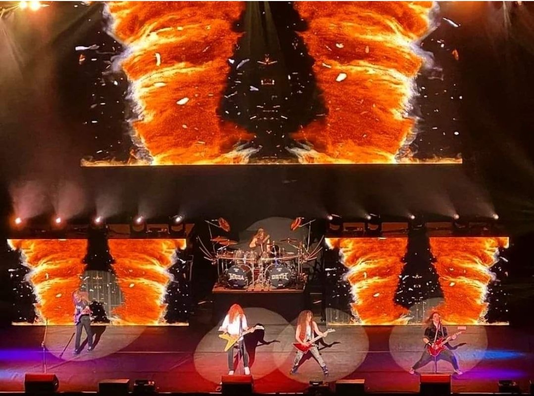 Dirk Verbeuren (@verbeurendirk) on Twitter photo Total whirlwind eruption!!! That was epic. Huge thanks to those who were there, and to ask of you who watched the livestream! Next rerun shortly at driift.link/Megadeth
📷 Hiro S
#MEGADETH #TheyOnlyComeOutAtNight #MartyFriedman #Budokan Total whirlwind eruption!!! That was epic. Huge thanks to those who were there, and to ask of you who watched the livestream! Next rerun shortly at driift.link/Megadeth
📷 Hiro S
#MEGADETH #TheyOnlyComeOutAtNight #MartyFriedman #Budokan