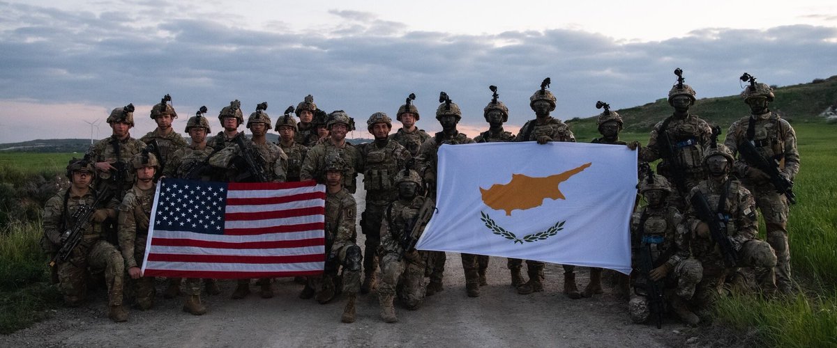 ArmyKYTN's tweet image. Soldiers based in Italy traveled to nearby Cyprus to train with their #allies The famed 173rd Airborne Brigade learned new tactics, weapons and strategies from the Cypriots. #ArmyTraining #whynotyou #SkySoldiers army.mil/article/264256…