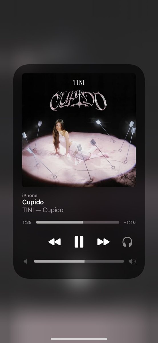 IgnaciaaPia's tweet photo. Cupido tiro la flecha y la cag.. 😩🤌🏻💘💘 https://t.co/l9dHUFajJW