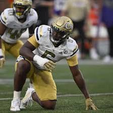After a great talk with coach <a href="/CoachBrock50/">Nathan Brock</a> I’m blessed to receive an offer from Georgia Tech. Thank you coach @CoachBrentKey and the rest of the <a href="/GeorgiaTechFB/">Georgia Tech Football</a> staff🟡⚪️