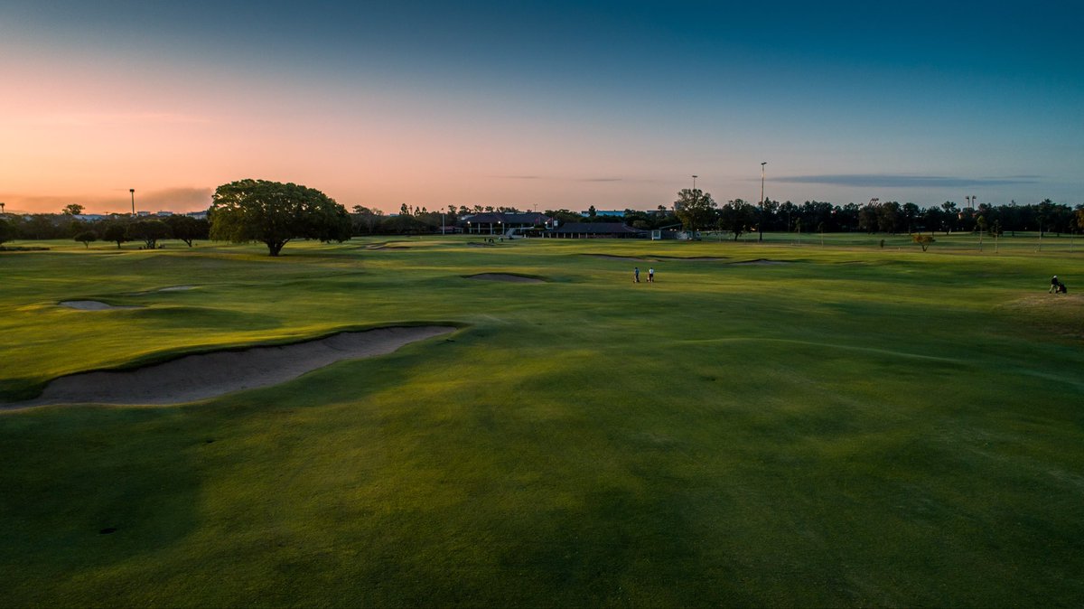 The 18th. #RQGolf 

📸: <a href="/AirswingMedia/">AirSwing Media</a>