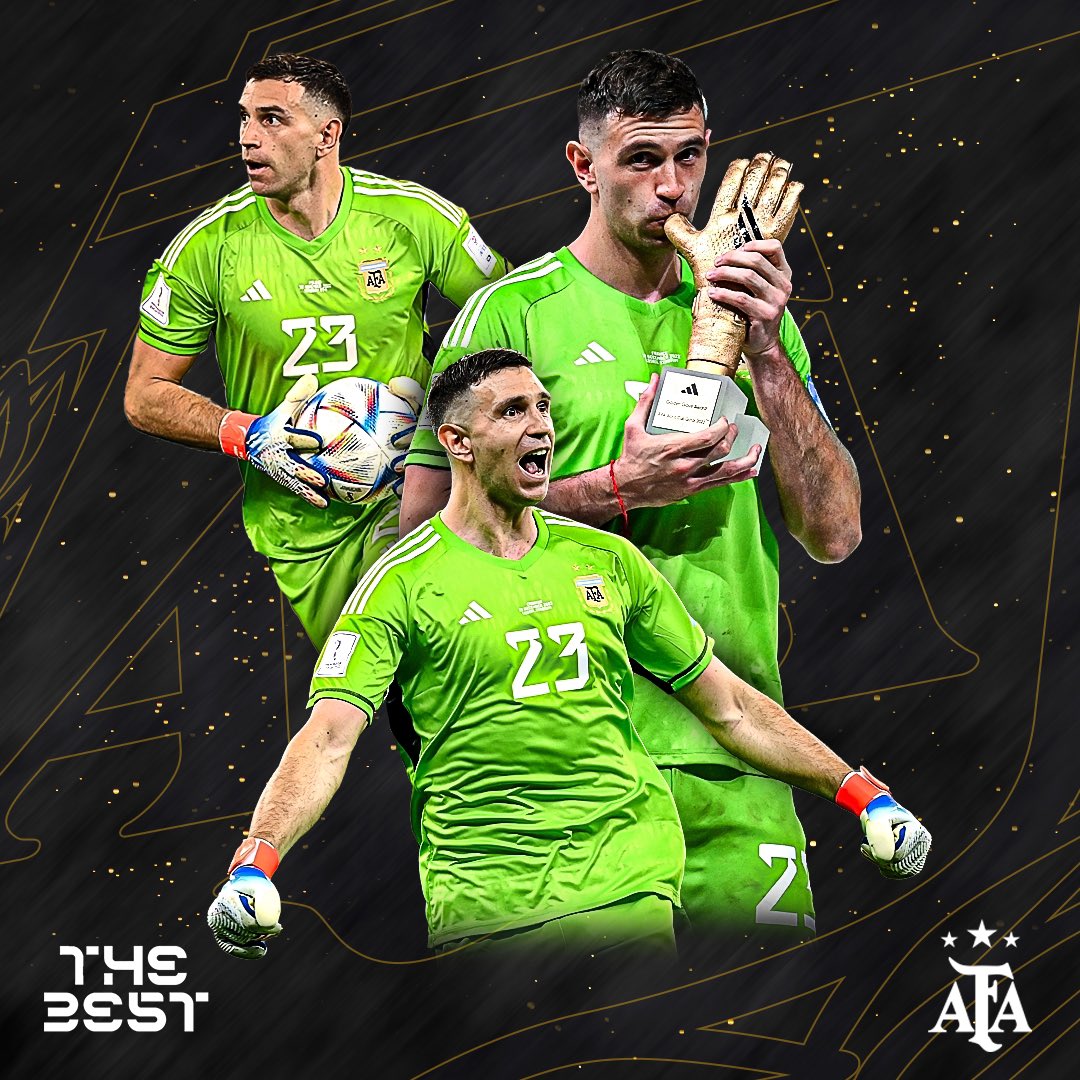 tapiachiqui's tweet photo. Gracias @emimartinezz1 por defender el arco de nuestra selección, y contagiar al resto del equipo de esa mentalidad ganadora y seguridad inigualable

En las canchitas, en los potreros y en las plazas de todo el mundo hay nenes y nenas jugando a ser el Dibu.

Sos #TheBest, hermano https://t.co/yL6TYTXpng