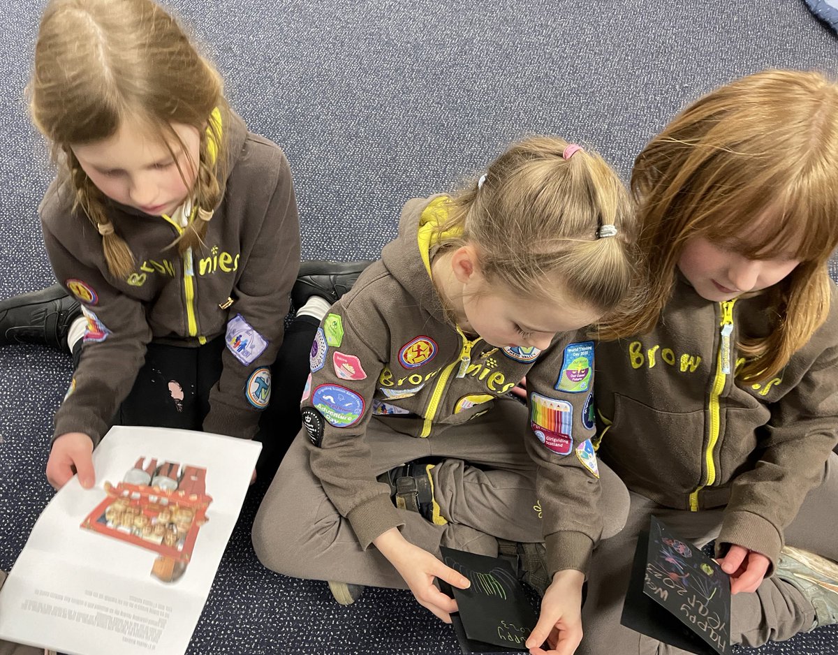 1stPeebles's tweet photo. We loved reading our cards from 2nd Hawick Rainbows as part of #TogetherWithFriends challenge. We hope to meet up with them at the zoo in a few weeks. Later we worked on the @wagggsworld Thinking Day pack. Very thought provoking. @GirlguidingScot @Girlguiding @BordersCounty https://t.co/Qgk3rvwtCM