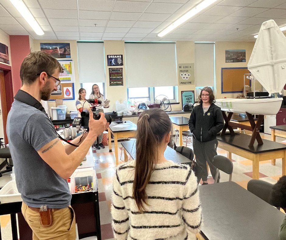 URIGSO's tweet image. #MiniboatMonday is back! @universityofri #URIGSO, in collaboration with @miniboats is working with 7th graders at Frank E. Thompson Middle School in Newport, RI to build and launch a miniboat this spring. Follow along for #miniboat updates &amp;amp; to Meet the Fleet in coming weeks!