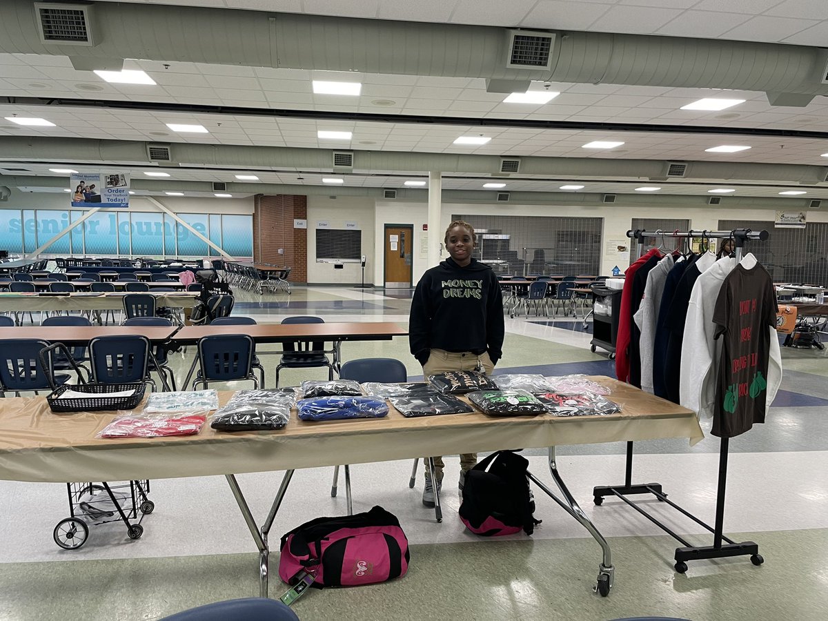 👀at what’s Popping at Arabia Mtn HS…It’s the 2nd Annual Pop-Up Shop for our Student Entrepreneurs! <a href="/dcsdctae/">DCSDCTAE</a> <a href="/dcsdwbl/">DCSDWBL</a> <a href="/GeorgiaCTAE/">Georgia CTAE</a>  <a href="/WBLTopGun/">Top Gun Training</a> <a href="/GACTE/">Georgia ACTE</a> #GAWBLWorks