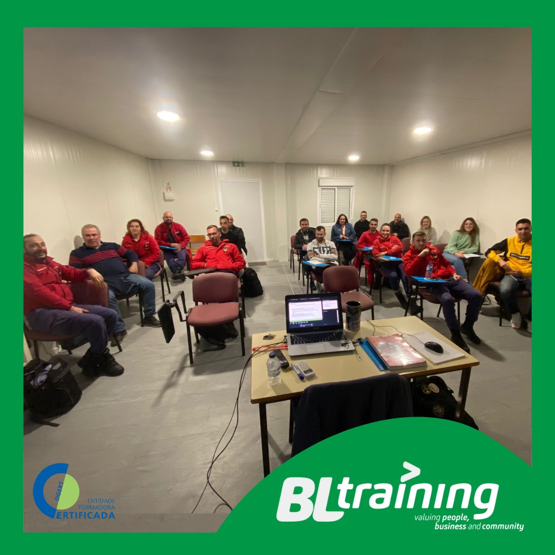 Já arrancou a nossa formação de Segurança contra risco de incêndio em edifícios (UFCD 5874), no edifício dos Bombeiros de Vila Meã.

Uma formação de cinquenta horas que começou no dia 23 de fevereiro. Agradecemos a todos a presença e a confiança. Boas aprendizagens!