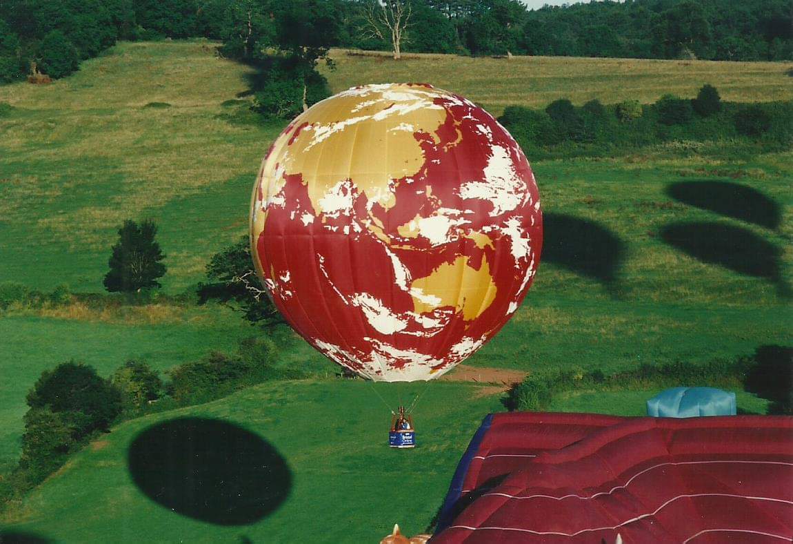 Bristol Balloon Collectors tweet media