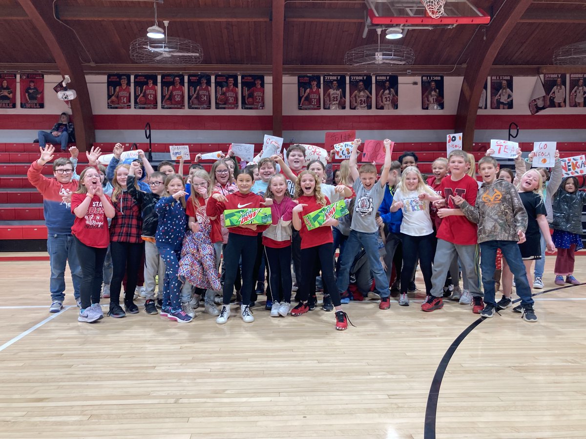 Thanks for the idea <a href="/TuscolaAD/">Tuscola HS Athletics</a>!!! Our food service, Oopa!, donated a case of Mountain Dew for the game tonight!!!!