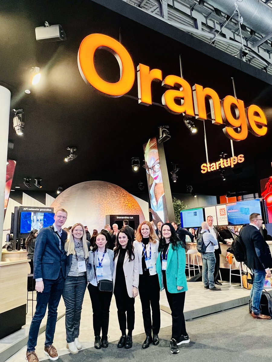 #MWCBarcelona is always about innovation, cutting-edge technology and some business speed-dating 😄to build new exciting partnerships. 
Happy to welcome business partners and Moldovan delegation to discover @orange latest technologies.
#MWCBarcelona #Orange #LeadTheFuture