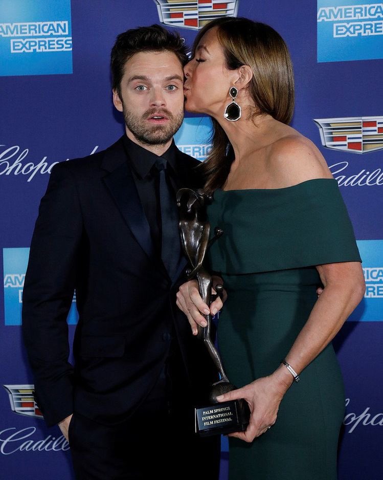 😳😚

#SebastianStan #AllisonJanney