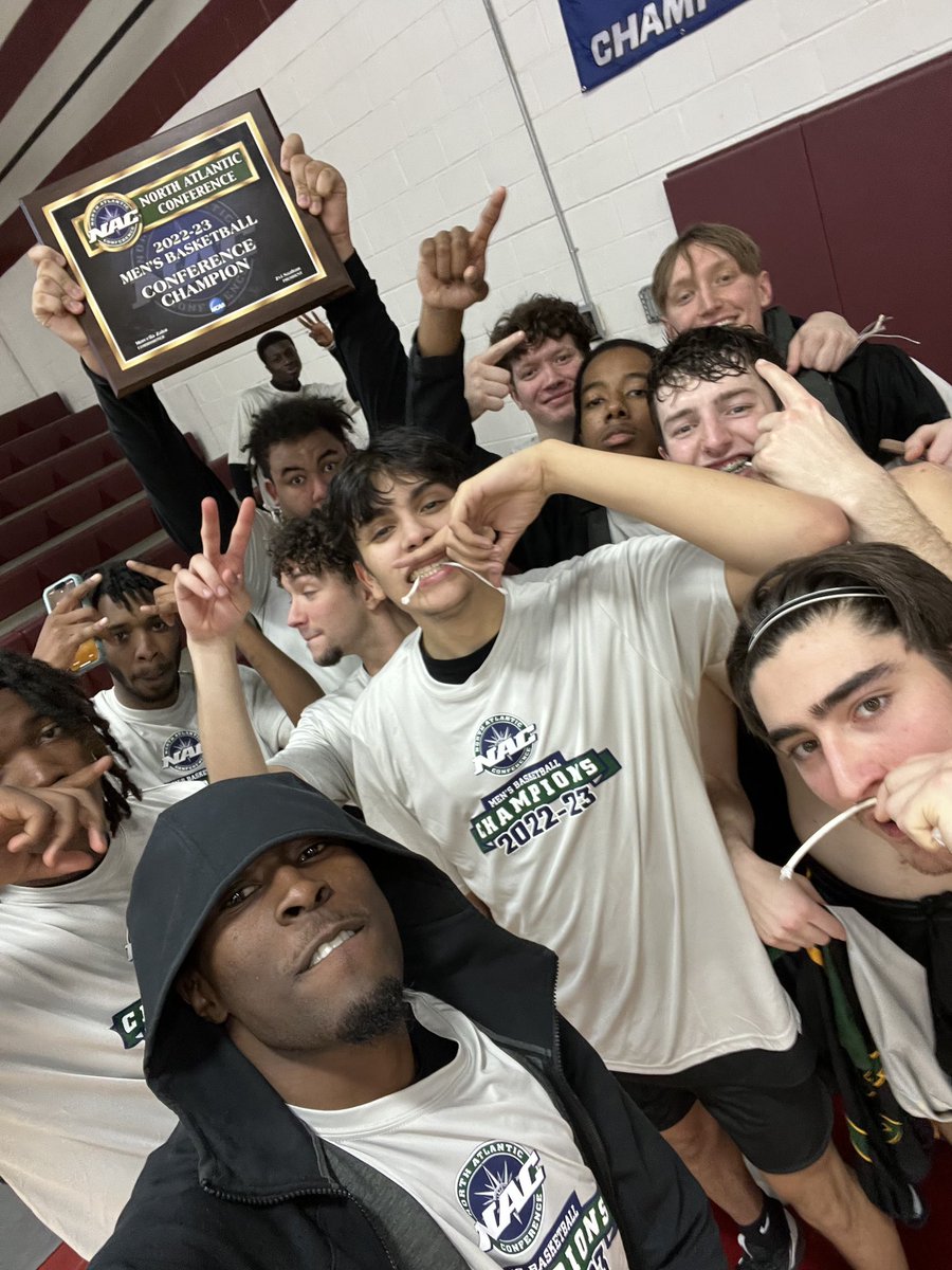 SUNY Delhi Broncos tweet media