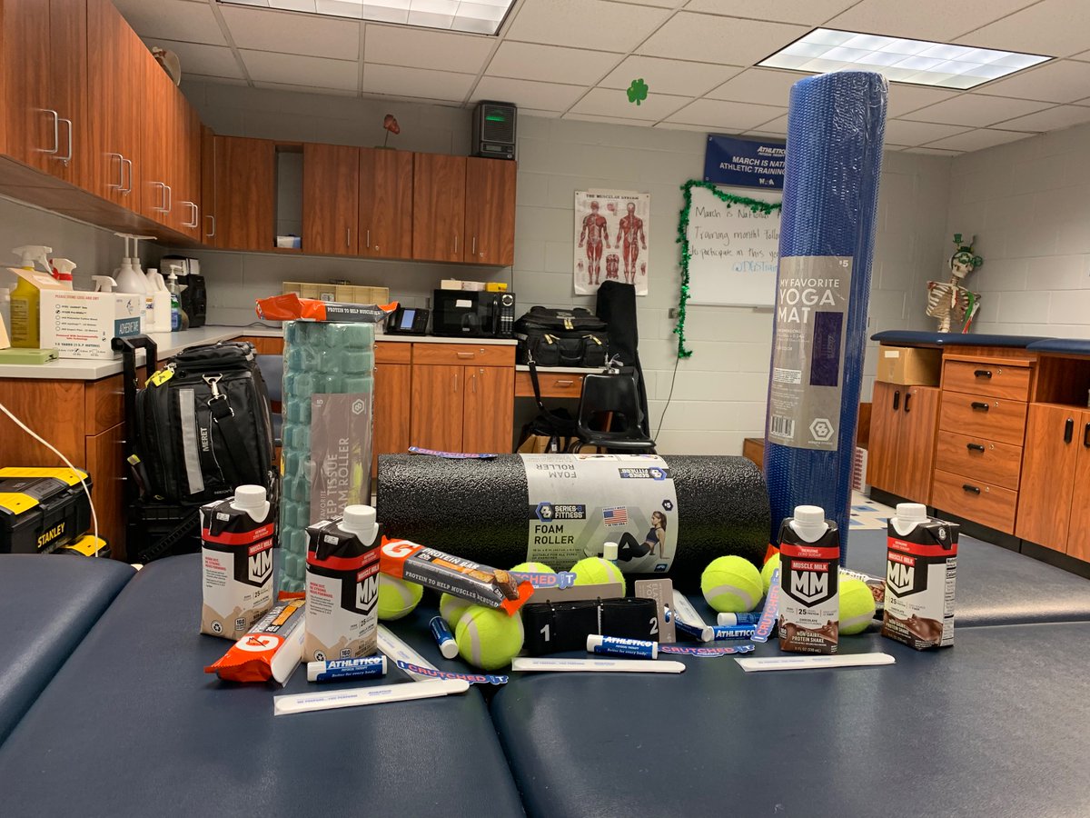 DGSTrainers's tweet photo. ATTENTION DGS ATHLETES! We are kicking off National Athletic Training Month 2 days early with a couple of announcements! March is national athletic training month, we will be having weekly raffles for prizes like stretch straps, Gatorade mix, foam rollers and more! 🎉 https://t.co/BI7BEirdWM