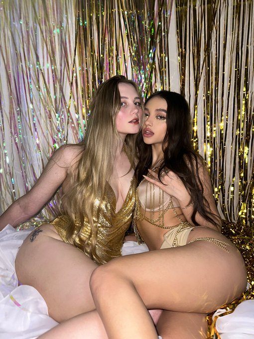 ✨ https://t.co/TKKEw21YOM