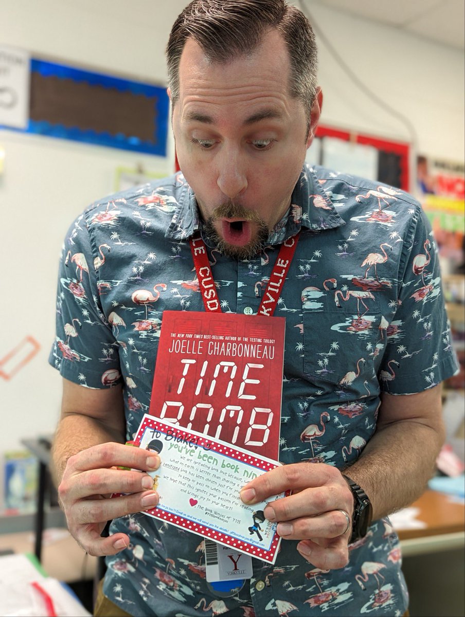 y115bookninjas's tweet photo. This photo is a day-maker! Thanks for sharing it @MrHAFBGS… and happy reading from the #y115bookninjas! 🥰 https://t.co/jd5qFaH7Qq