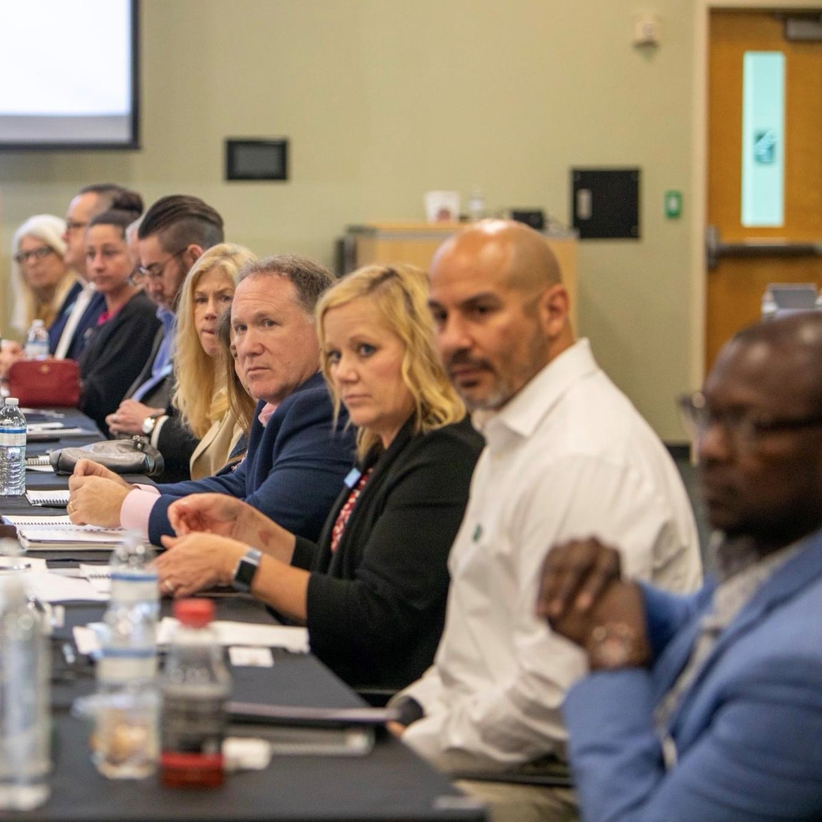 Publix's tweet photo. Last week, we hosted our inaugural hunger summit—connecting 35 Feeding America member food banks, as well as government officials, to discuss better ways to feed even more people in need in our communities. Learn more about our summit here: https://t.co/LOtKtKrqO0 #GoodTogether💚 https://t.co/FSjshHtcuZ