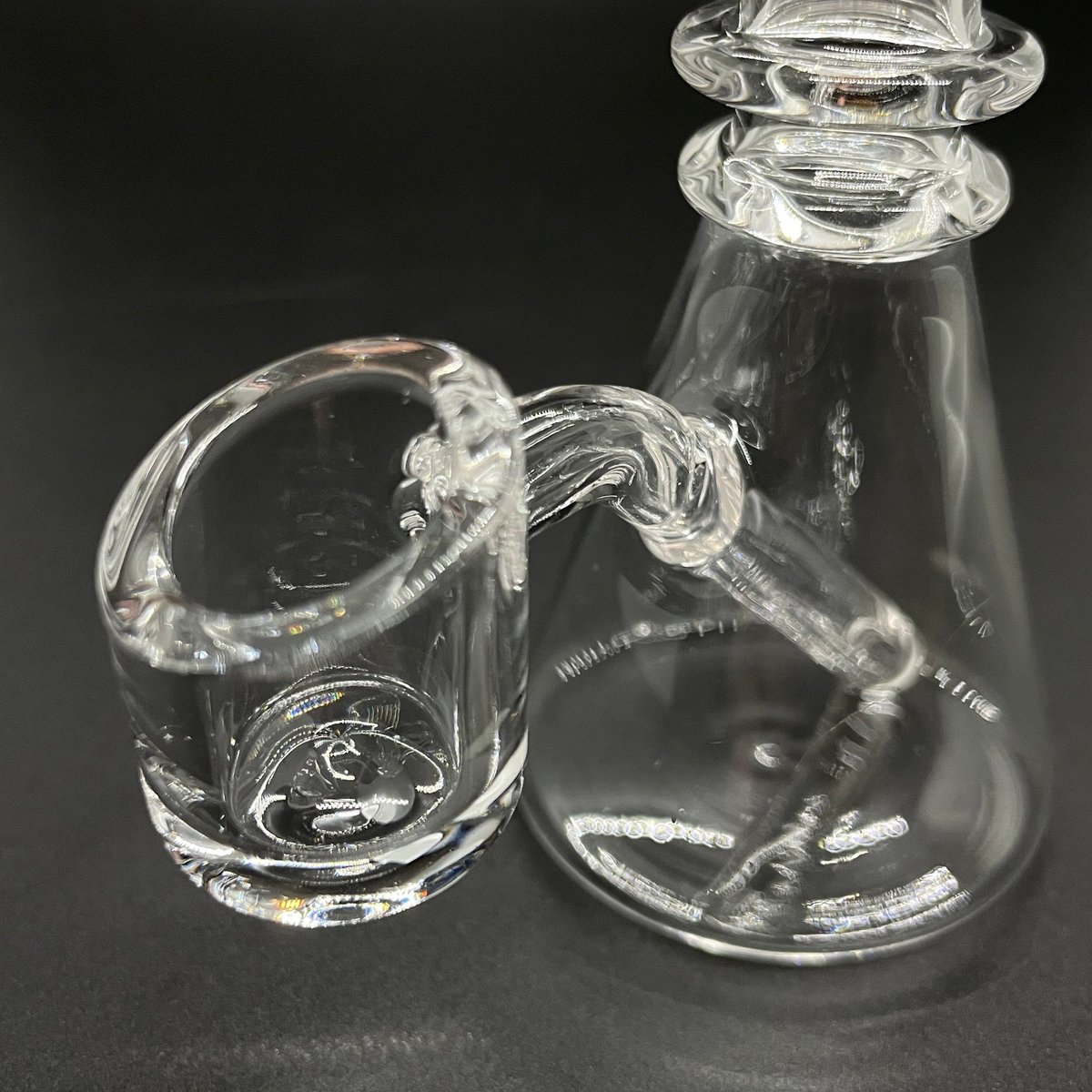 LongHaired_One's tweet photo. https://t.co/5DeRH3zlsw
Direct discount link ⏫️
Pure Quartz Beaker Dab Rig
#SmokinJs #QuartzBeaker #DabRig #IAmCannabis #Glass #High #Rig #EverythingForYourSmokinLifestyle 💨 https://t.co/I0lOfI4jYN