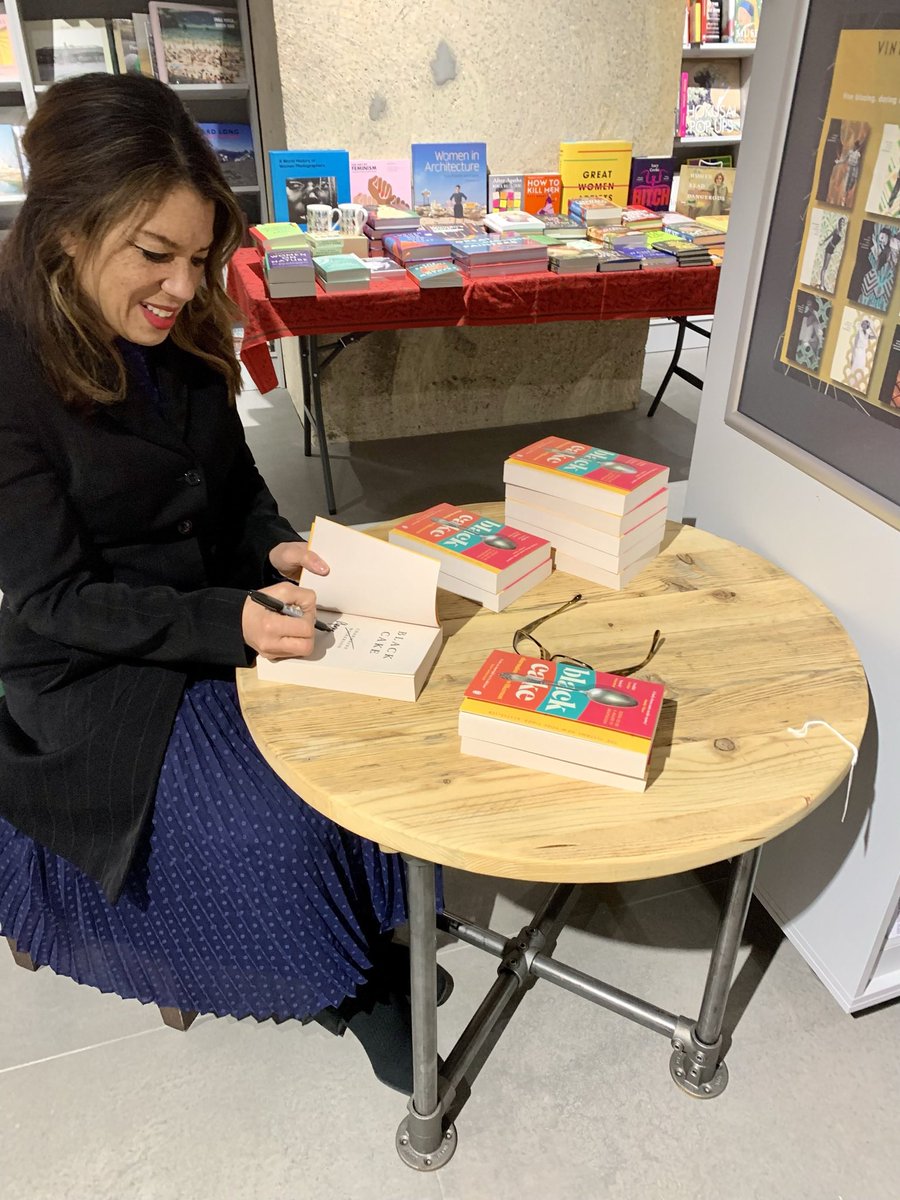 Thanks for having us over for #BlackCake <a href="/BatterseaBooks/">BatterseaBookshop</a> - signed copies now available! @charmspen1 <a href="/MichaelJBooks/">Penguin Michael Joseph</a>
