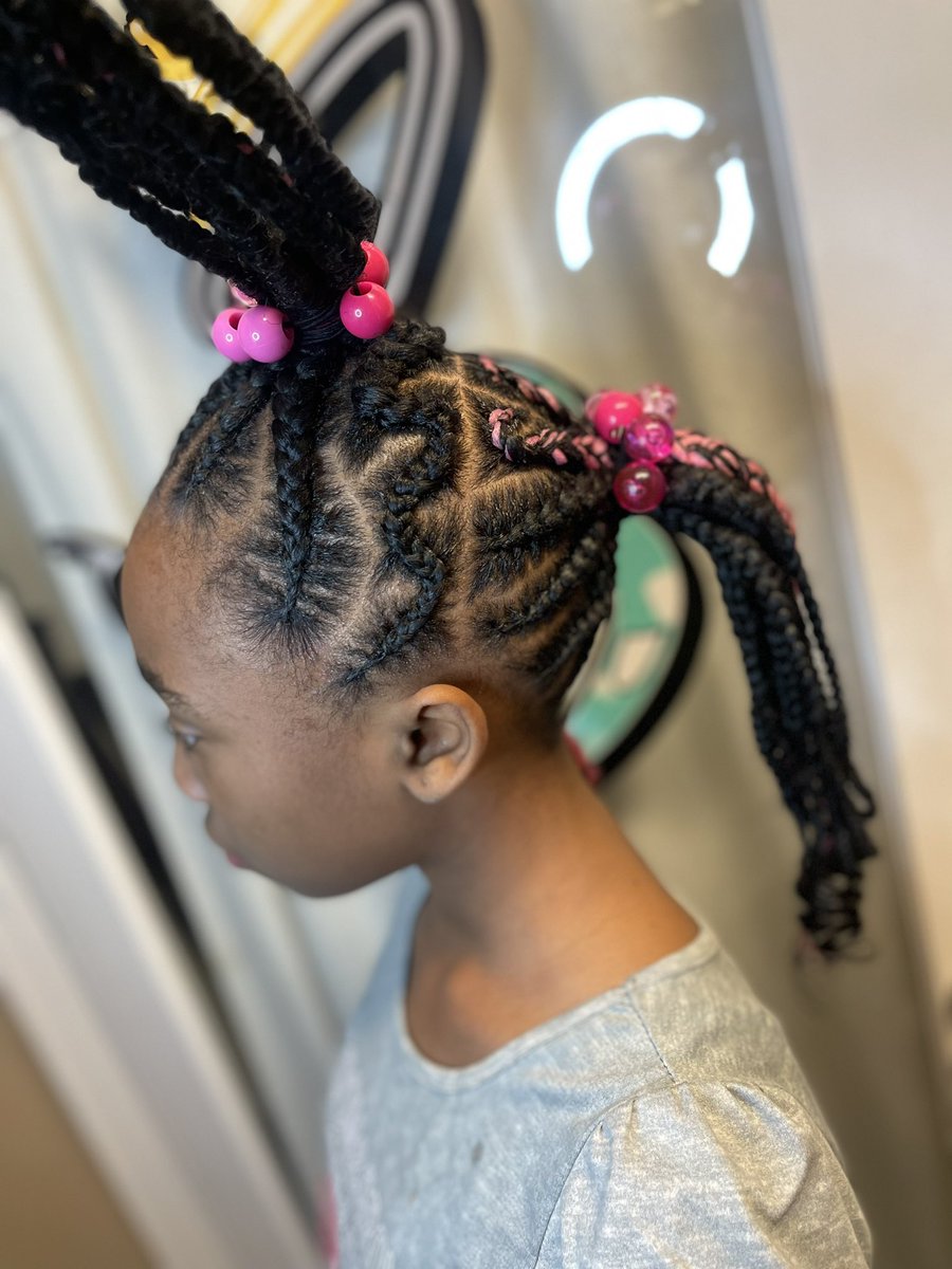 Doppe__Vibess's tweet photo. Kids styles💕🎀
BOOK NOW‼️‼️
https://t.co/zZoAPLjxsL
•
•
“YOUR HAIR IS YOUR CROWN 👑 SO WEAR IT PROUDLY”
•
•
#kidsbraids #kidshairstyles #heartdesign #heartbraids #pinkhair #kidfriendlyhairstyles #kidstyles #malebraider https://t.co/QD6PMdRPlx