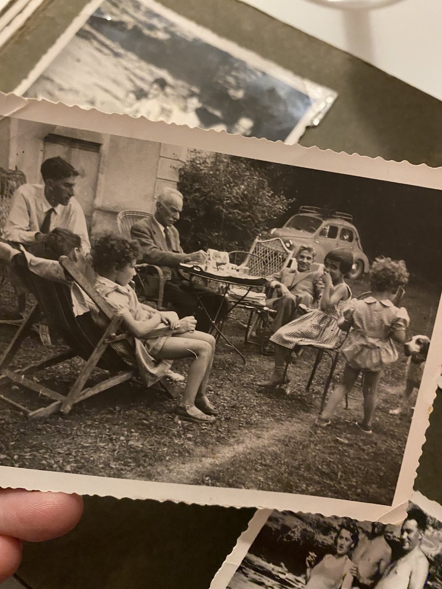 Comment Appelle T On Les Arrières Arrières Grands-parents AuPalais on Twitter: "Les arrières grands parents bretons et les