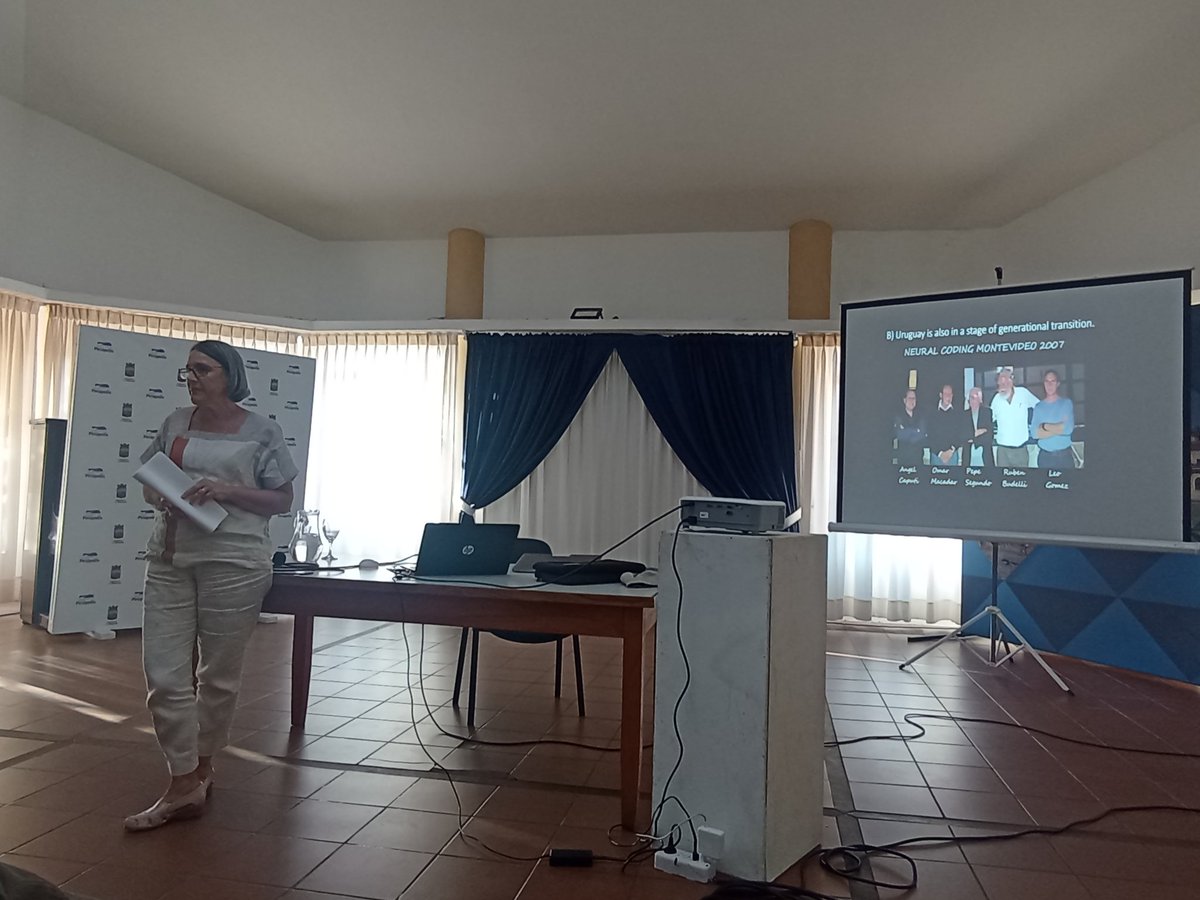 MaritaCastello's tweet image. So happy that 15th International #NeuralCoding Workshop open ceremony already started!!
Now Ana Silva giving the @SocNeuroUy welcoming words and Alessandro Villa honoring the pioneer of the field José "Pepe" Segundo.