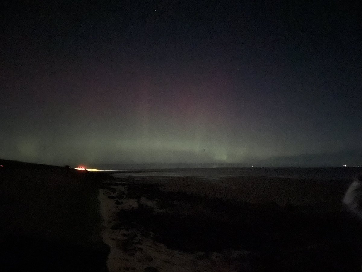 Texel, vaag, maar we zien het #noorderlicht