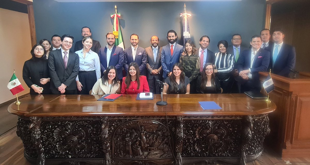 INCAM_Abogados's tweet image. @INCAM_Abogados agradece a @silvadiazr y @javiuff y a los asistentes al desayuno de trabajo sobre: "Plagio y sus implicaciones jurídicas", organizado por las Comisiones de Propiedad Intelectual, Ética Profesional, Derecho Penal y Penal Internacional.