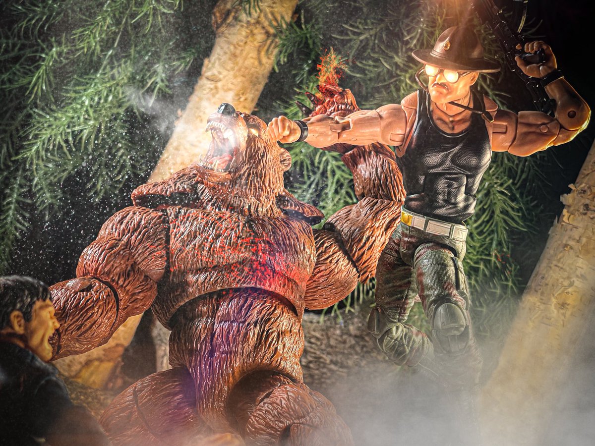 toyetic40s's tweet photo. “Sorry Cocaine Bear, but there’s no drugs allowed in my National Parks!!!” #SgtSlaughter #CocaineBear #UrsaMajor #TheHood #GIJoeClassified #MarvelLegends #Hasbro #HasbroToyPic #ACTIONFIGURES #ActionFigurePhotography #toyphotography @_SgtSlaughter @GIJoeOfficial @cocainebear https://t.co/eIePAKUpii