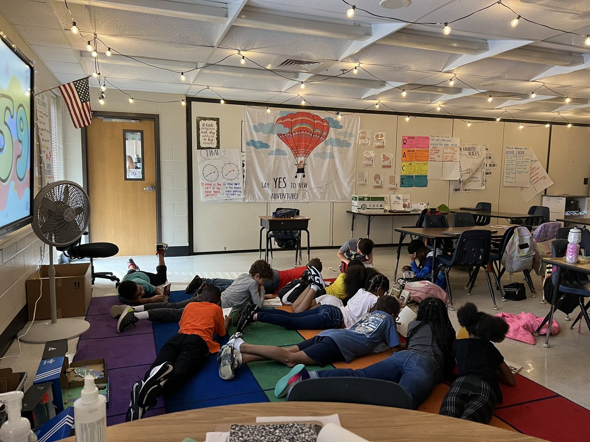 MsGraska's tweet photo. It’s day 1 of #ReadAcrossAmerica2023 week and these amazing readers LOVED their DEAR time this morning! #Readers #WeReadToGrow @NESThird https://t.co/e0NBomtEJj