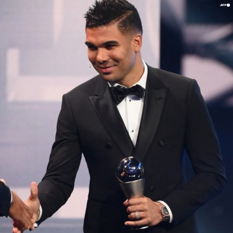 Por primera vez en TODA su carrera, Casemiro fue reconocido por el mundo del fútbol en el FIFA/FIFPro World 11. LA PELOTA SONRÍE.