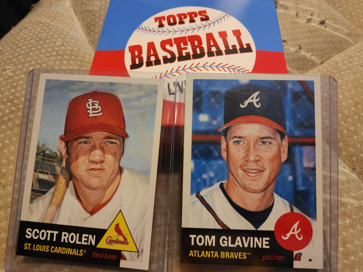 freehan11's tweet photo. 4 terrific additionsto the #ToppsLivingSet today, including 2 HOFers, #ScottRollen & #TomGlavine ⚾️⚾️⚾️⚾️⚾️⚾️⚾️⚾️⚾️⚾️⚾️
#thehobby @jaredkelley @CardboardStats @AngelAvilesArt https://t.co/C5TRzpiQ3t