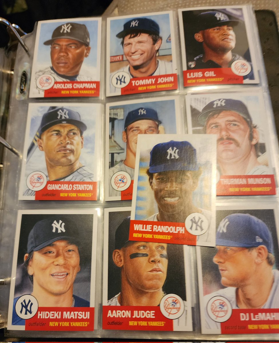 freehan11's tweet photo. 4 terrific additionsto the #ToppsLivingSet today, including 2 HOFers, #ScottRollen & #TomGlavine ⚾️⚾️⚾️⚾️⚾️⚾️⚾️⚾️⚾️⚾️⚾️
#thehobby @jaredkelley @CardboardStats @AngelAvilesArt https://t.co/C5TRzpiQ3t