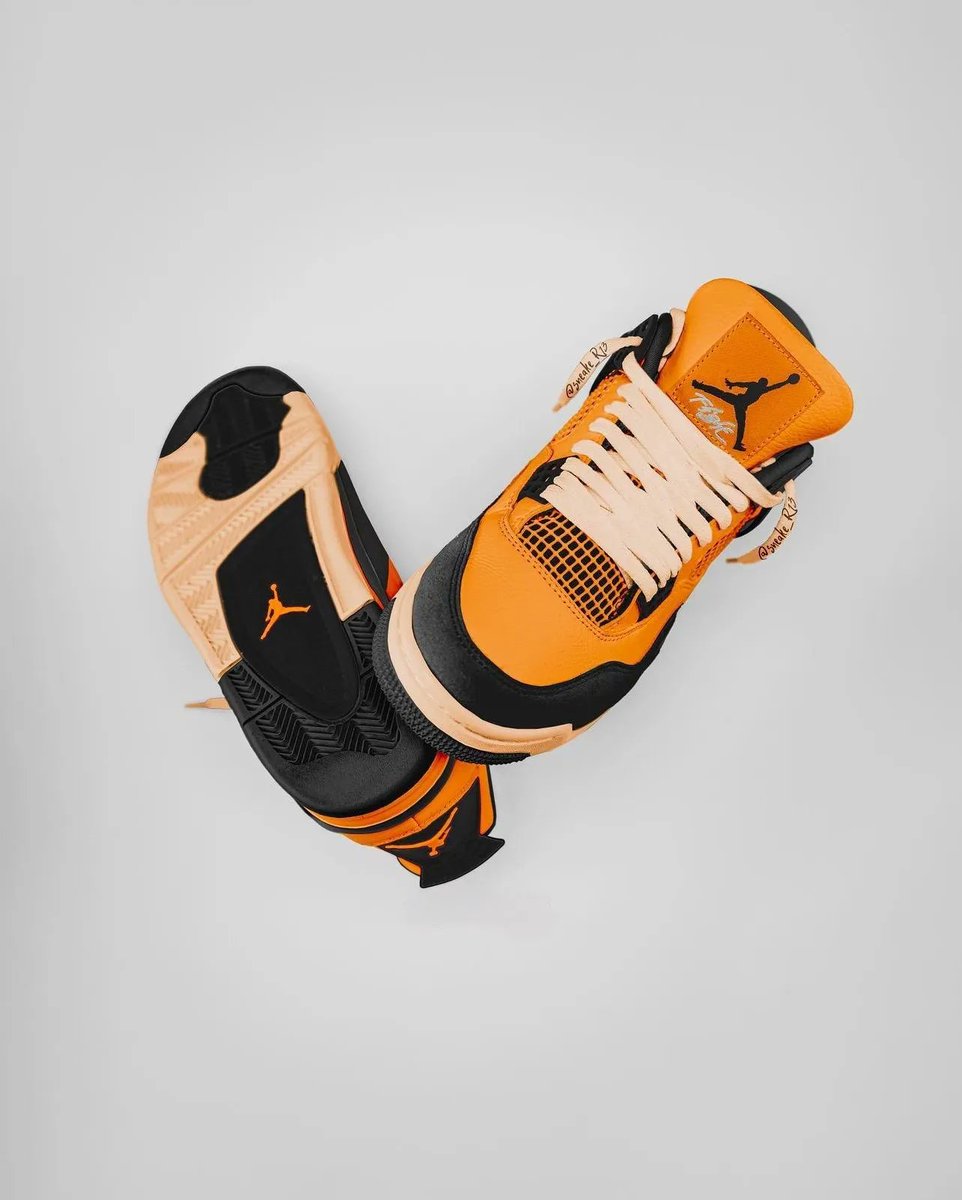 Air Jordan 4 Retro OG "Tangerine" 🍊

📸 IG: sneake_r13
