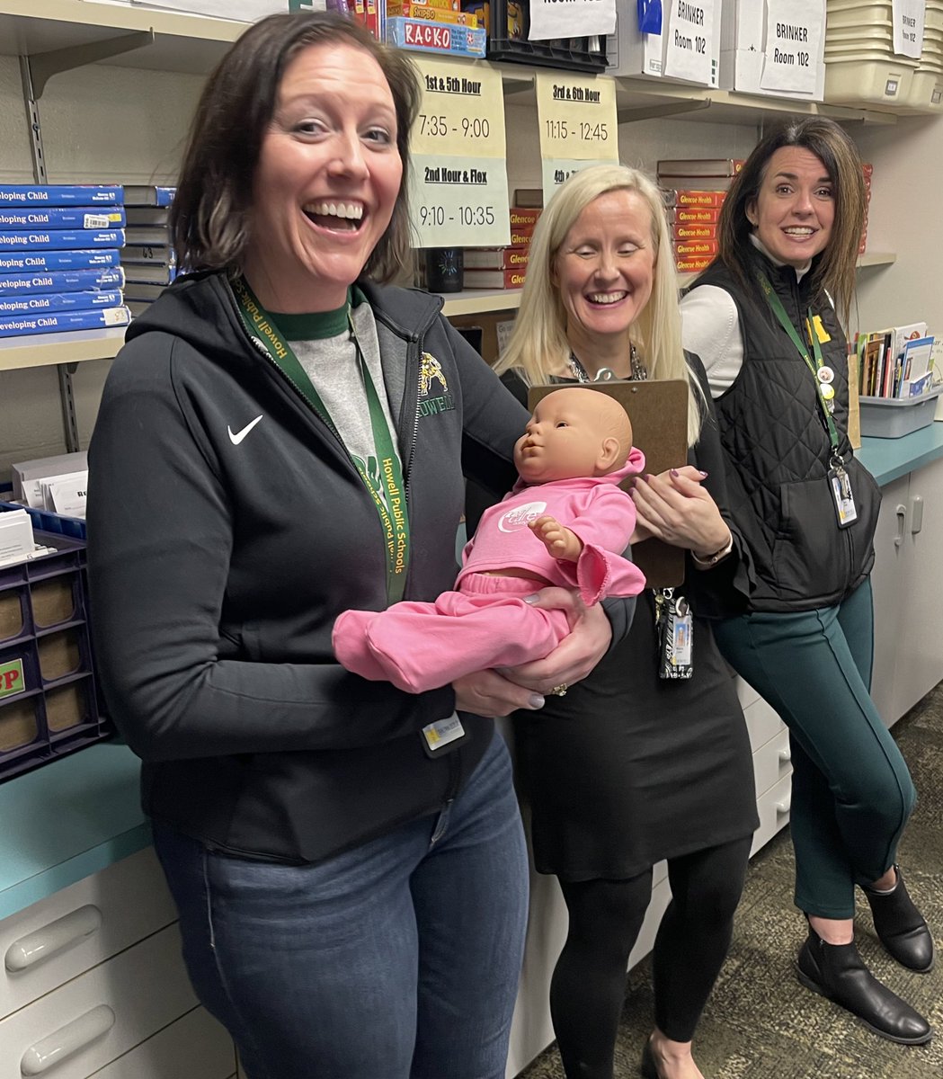 EMacG14's tweet photo. Great building visit to HHS (Freshman Campus and 10-12) with Board Treasurer Christy Conn. Thank you to Ms. Post, Mr. Schrock, and Ms. Laber for hosting. @CConnForHowell @HowellSchrock @theFCprincipal @MelanieLaber #OneHowell https://t.co/VKpAkzsxli