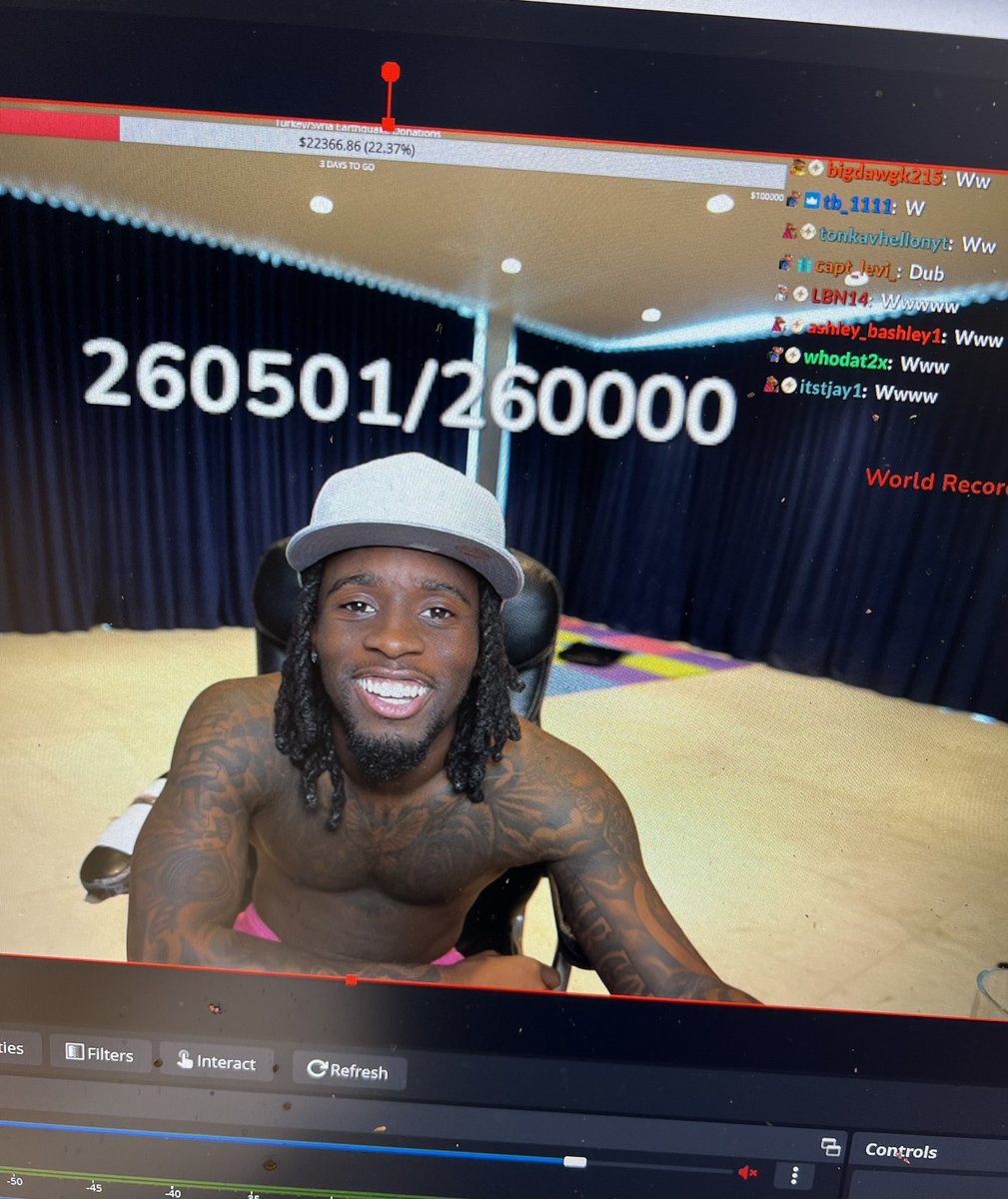 KaiCenat's tweet image. I FEEL LIKE IM DREAMING, 3 DAYS LEFT AND WE ARE AT 260K SUBS GETTING CLOSER &amp;amp; CLOSER TO THE RECORD🤦🏾‍♂️LOVE YOU GUYS MAFIA4L #jobsnotfinished