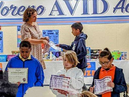 Moreno_OMSD's tweet photo. A great day celebrating our Moreno Scholars at the February Recognition assembly.  It was a packed assembly recognizing students, acknowledging our dedicated staff for their Years of Service, a performance by our 1st graders and  MAP Cheerleaders!  It's a great day to be a Tiger! https://t.co/I5yBsIW8ar