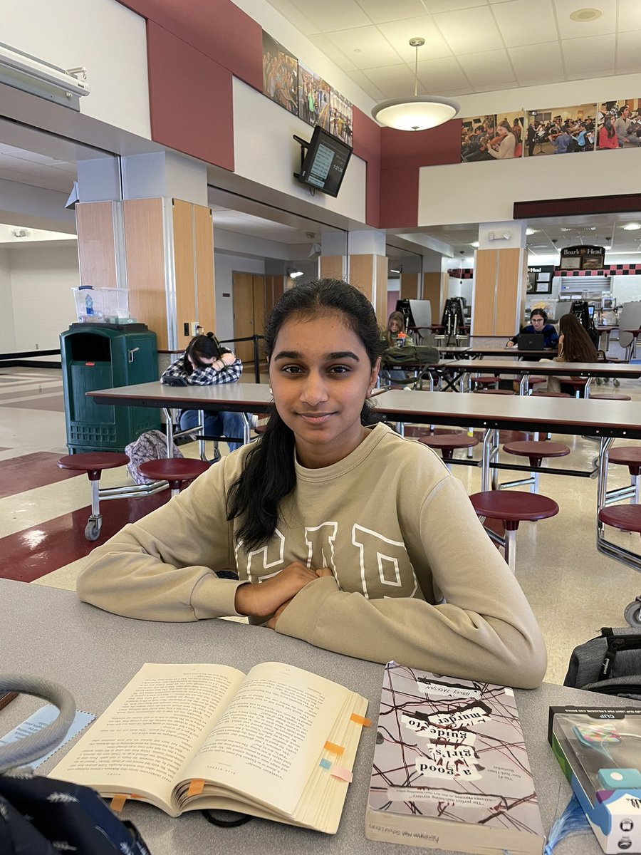 These readers already got caught and won amazing prizes. Will you be next? “Get Caught Reading” will continue all this week in celebration of Read Across America❤️📚