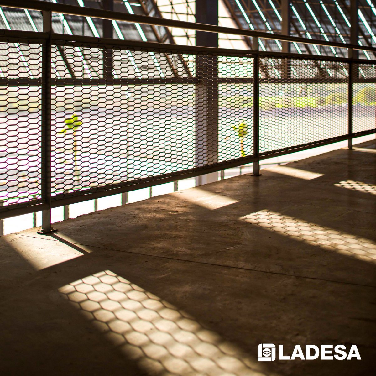 ladesamx's tweet photo. ✅Versatilidad
✅Seguridad
✅Estilo único
✅Resistencia 

Todos los beneficios del metal desplegado Protecto Reja 

https://t.co/5vsfZgnLyH

#LADESA  #MetalDesplegado #MetalPerforado #ExpandiendoRelaciones #ExpandedLeadership #ProtectoReja https://t.co/i7ZouWVF79