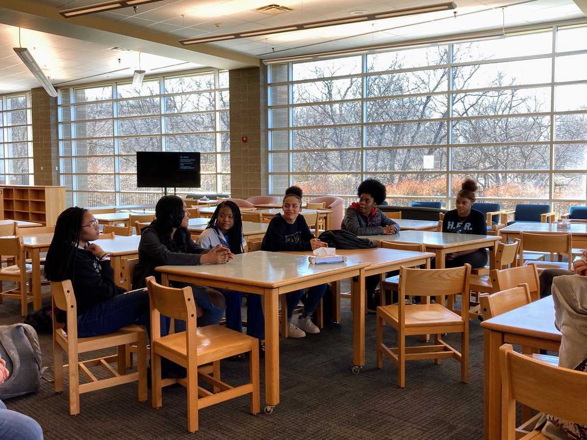 SmithisReading's tweet photo. Spent the morning with my BLA fam at the @NLBMuseumKC and then watched in awe as they hosted the KS Teachers of the Year for a discussion on their experience starting a Black student union at THS. My cup runneth over. 💛 https://t.co/GdB7SgZB42